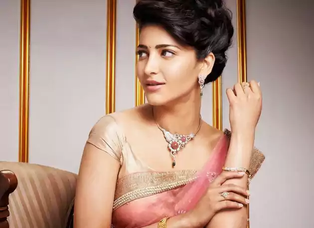 Shruti Haasan Age and height as of 2021