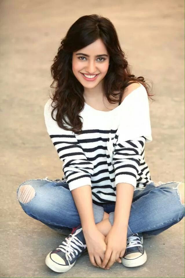 Neha Sharma Net Worth 2022 – Income, Salary, Assets, Career, Bio