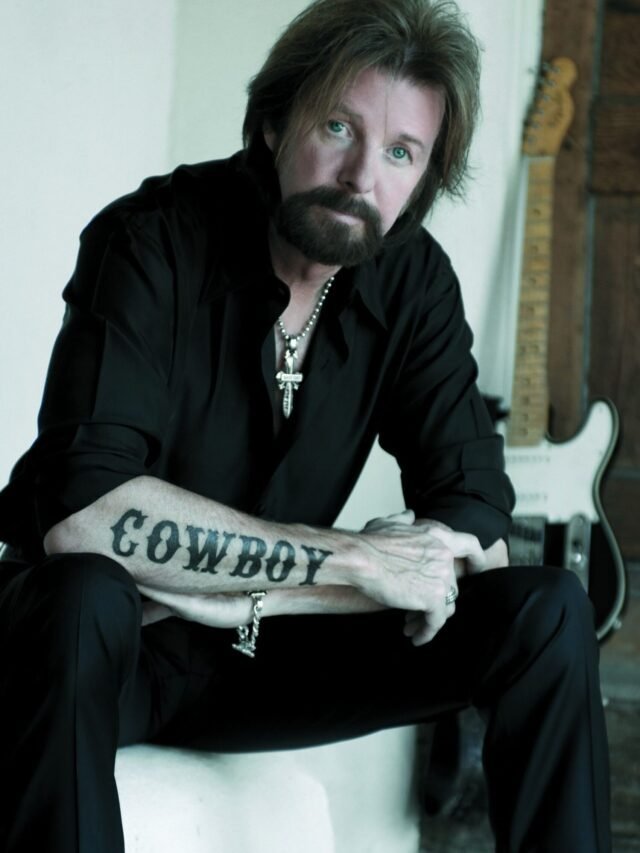 Ronnie Dunn Goes Honky Tonking on New Album